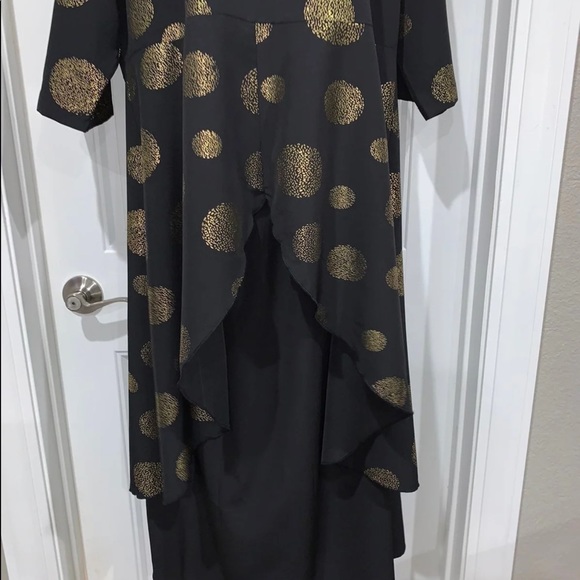 Plus Size Polka Dot Two Layered Hem Dress - Picture 6 of 9